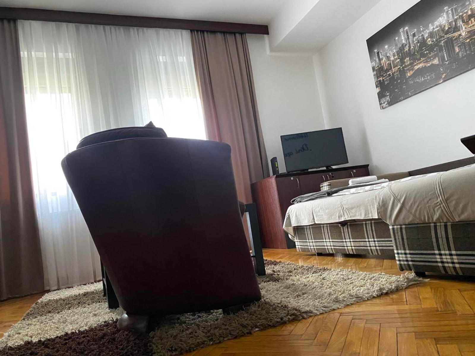 Dini Apartments Novi Sad Luaran gambar